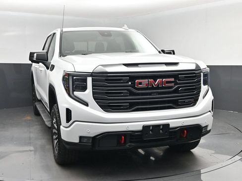 Used 2023 GMC Sierra 1500 AT4 w/ AT4 Preferred Package AWD/4WD image 21