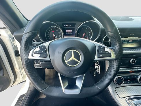 Used 2019 Mercedes-Benz SLC 300 image 11