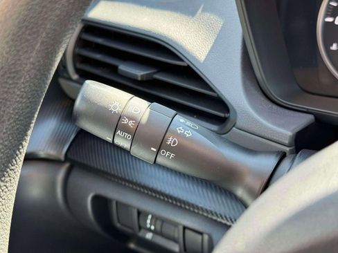 Certified 2024 Subaru Crosstrek 2.0i Premium image 21