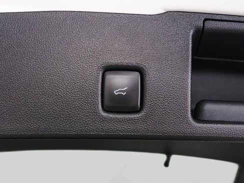 Used 2024 Ford Escape Platinum image 42