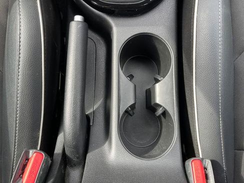 Used 2022 Kia Forte GT-Line image 20