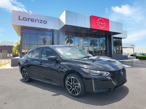 New 2025 Nissan Sentra SR w/ SR Premium Package image 3