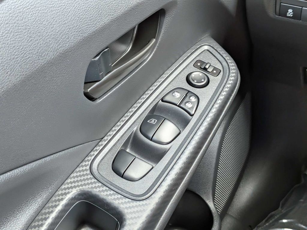 Used 2025 Nissan Versa S w/ Trunk Package FWD image 19