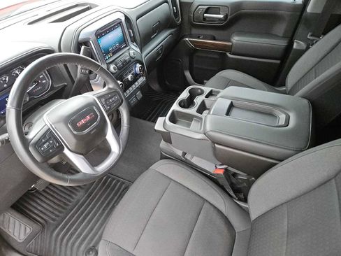 Used 2020 GMC Sierra 1500 Elevation w/ Elevation Value Package image 13