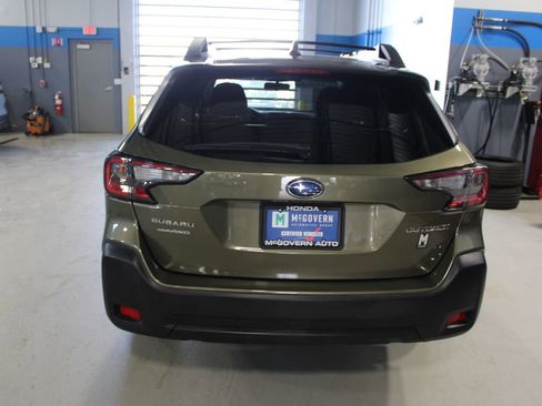 Used 2024 Subaru Outback Premium image 42
