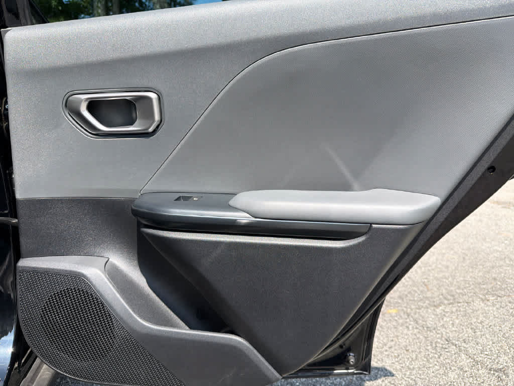 Used 2025 Kia K4 FWD image 17
