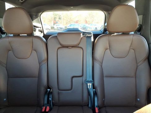 Certified 2023 Volvo XC90 B6 Plus w/ Protection Package Premier image 20