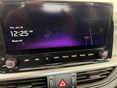 Certified 2023 Kia Forte GT-Line FWD image 17
