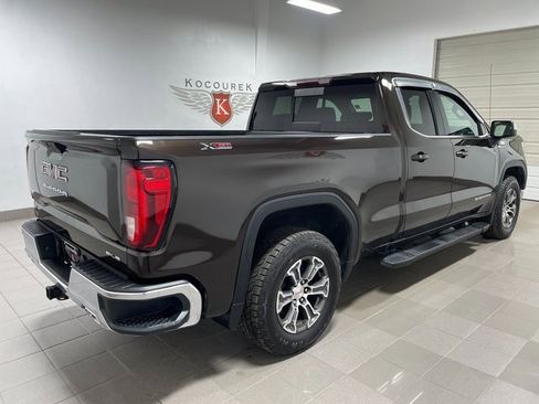 Used 2020 GMC Sierra 1500 SLE w/ X31 Off-Road Package image 6