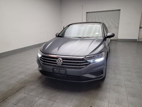 Used 2019 Volkswagen Jetta SE FWD image 15