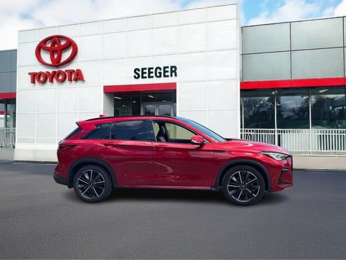 Used 2023 INFINITI QX50 Sport AWD/4WD image 2