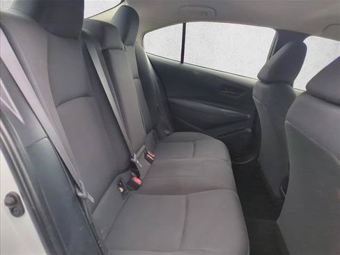 Used 2022 Toyota Corolla LE FWD image 24
