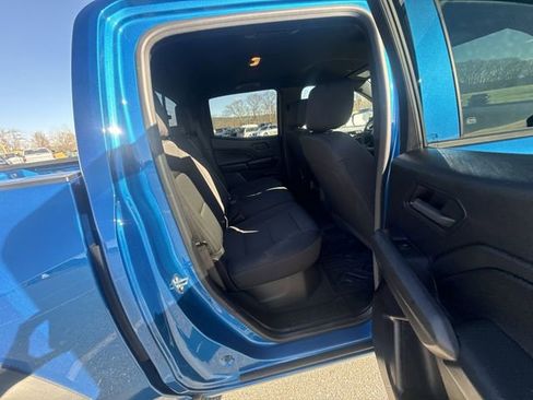 Used 2023 Chevrolet Colorado Trail Boss w/ Advanced Trailering Package AWD/4WD image 28