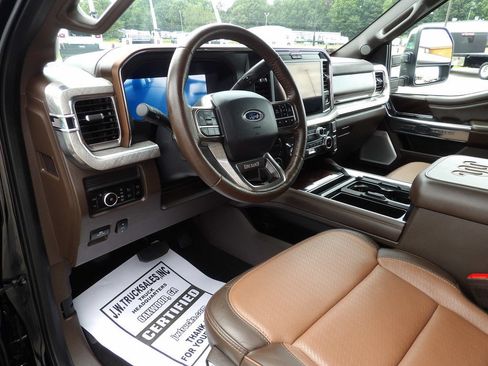 Used 2025 Ford F350 King Ranch w/ Chrome Package AWD/4WD image 16