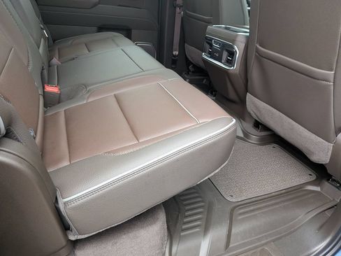 Used 2025 GMC Sierra 1500 Denali AWD/4WD image 24