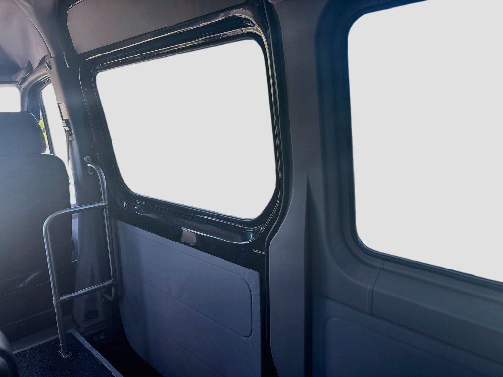 Used 2017 Mercedes-Benz Sprinter 3500 image 16