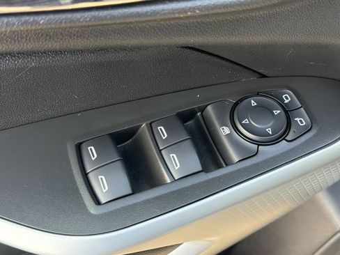 Used 2025 Chevrolet Trax LS FWD image 13