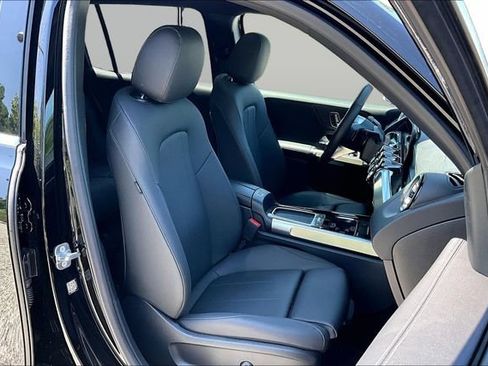 Certified 2026 Mercedes-Benz GLB 250 4MATIC image 15