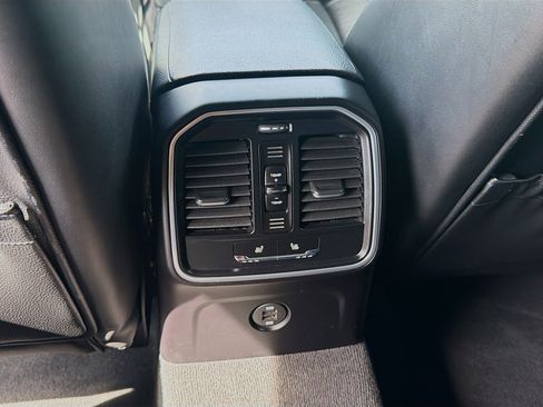 Used 2018 Porsche Macan S AWD/4WD image 23