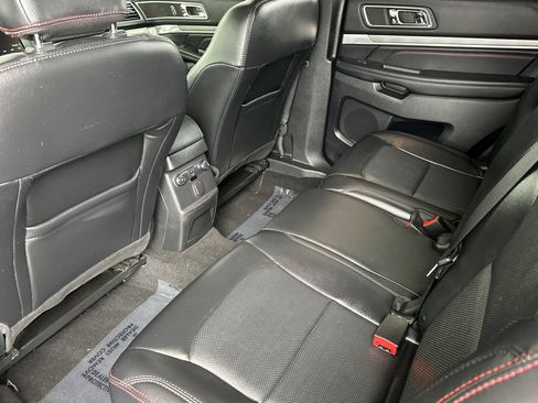 Used 2019 Ford Explorer Sport AWD/4WD image 14