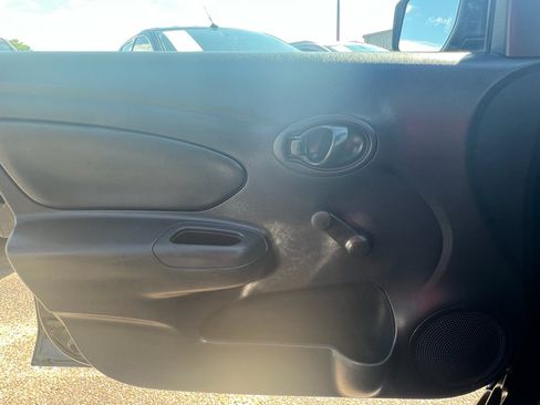 Used 2018 Nissan Versa S FWD image 14