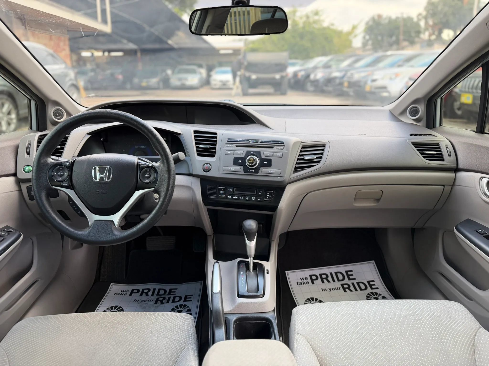 Used 2012 Honda Civic Hybrid Sedan image 24