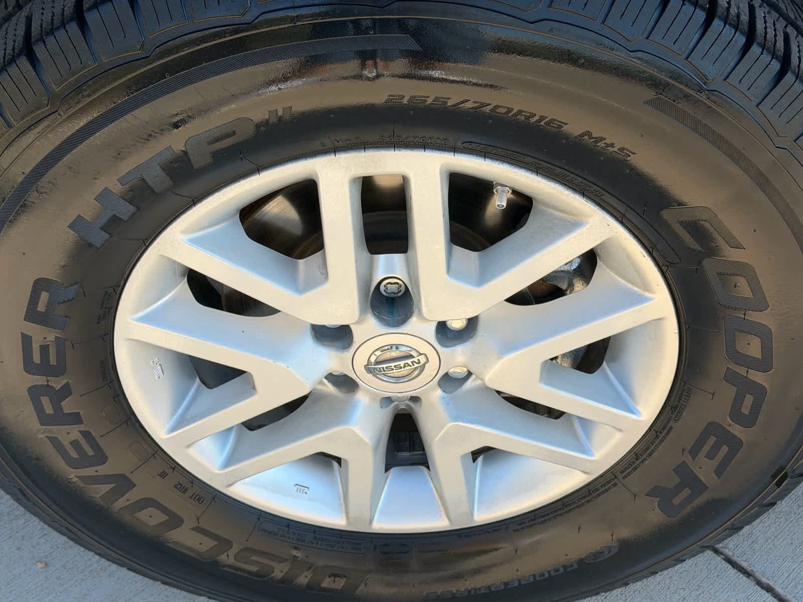 Used 2015 Nissan Frontier SV w/ SV Value Truck Package RWD image 10