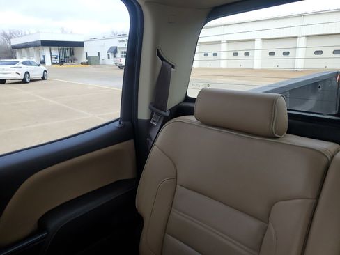 Used 2018 GMC Sierra 2500 Denali w/ Duramax Plus Package image 13