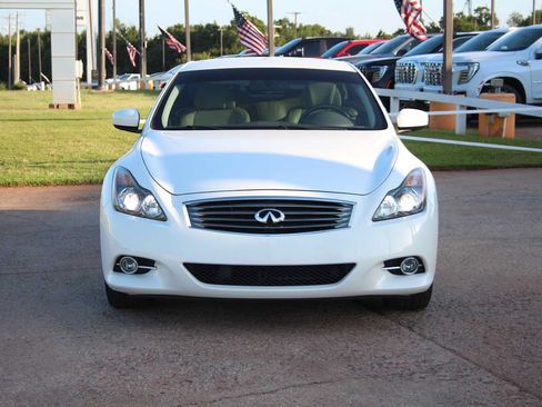 Used 2014 INFINITI Q60 Convertible w/ Premium Package RWD image 32