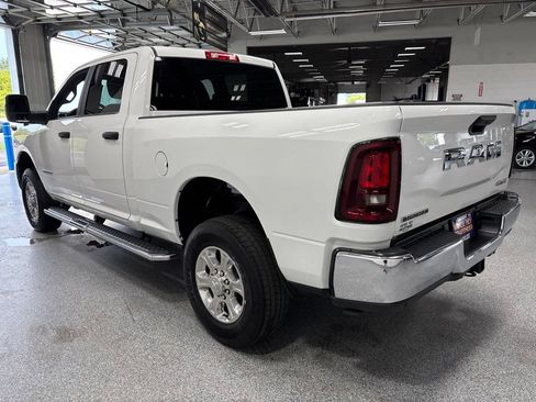 Used 2026 RAM 2500 Big Horn AWD/4WD image 5
