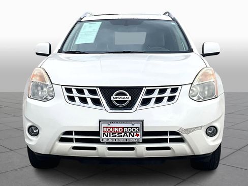 Used 2013 Nissan Rogue SV w/ Premium Pkg image 3
