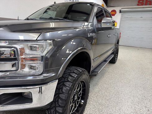 Used 2019 Ford F150 Lariat w/ Equipment Group 502A Luxury image 10