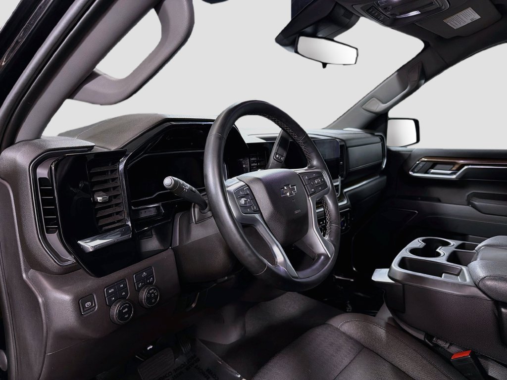 Used 2023 Chevrolet Silverado 1500 LT Trail Boss w/ Protection Package AWD/4WD image 11