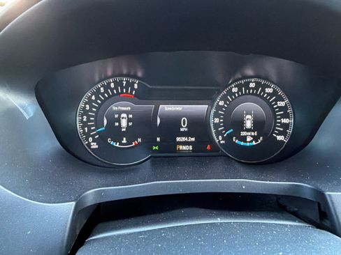 Used 2019 Ford Explorer Platinum AWD/4WD image 9