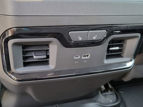 New 2025 GMC Sierra 2500 AT4 w/ Technology Package image 37