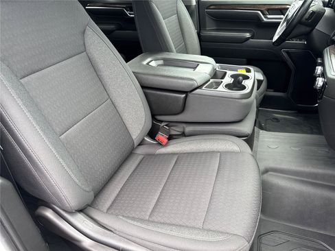 Used 2023 GMC Sierra 1500 SLE AWD/4WD image 36