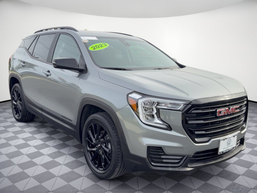 Used 2023 GMC Terrain SLE w/ Driver Convenience Package AWD/4WD image 7