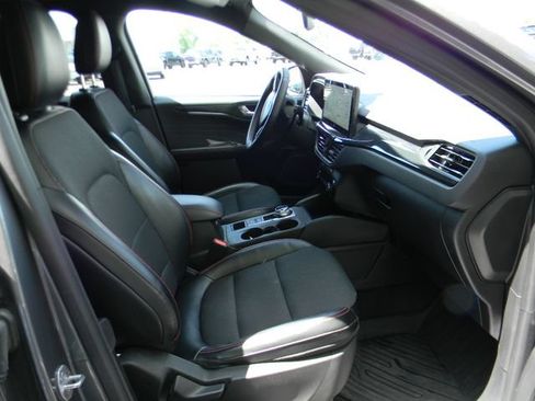 Used 2023 Ford Escape ST-Line w/ Tech Pack #1 AWD/4WD image 25