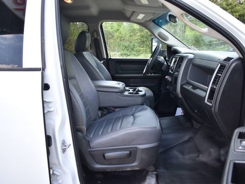 Used 2018 RAM 5500 Tradesman w/ Ambulance Prep Group image 15