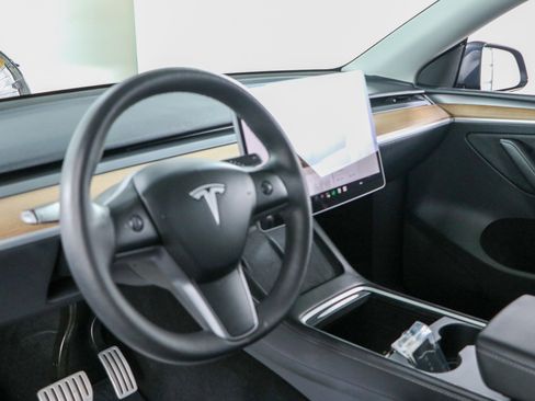 Used 2023 Tesla Model Y Performance AWD/4WD image 20