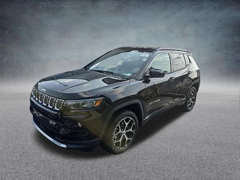 Used 2024 Jeep Compass Limited AWD/4WD image 4