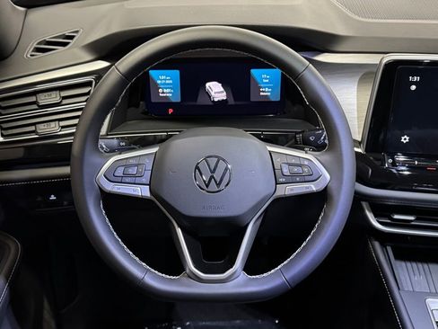 New 2026 Volkswagen Atlas Cross Sport SE image 9