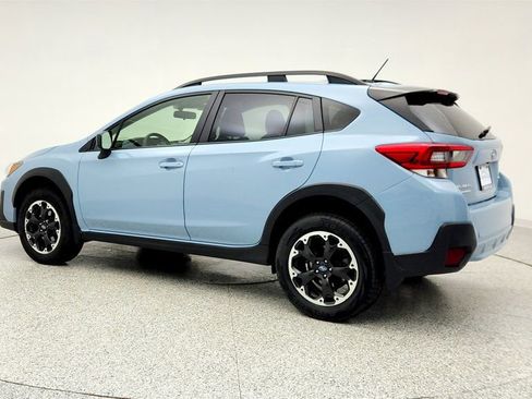 Used 2022 Subaru Crosstrek 2.0i image 7