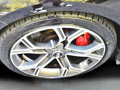 Used 2018 Kia Stinger GT2 image 35