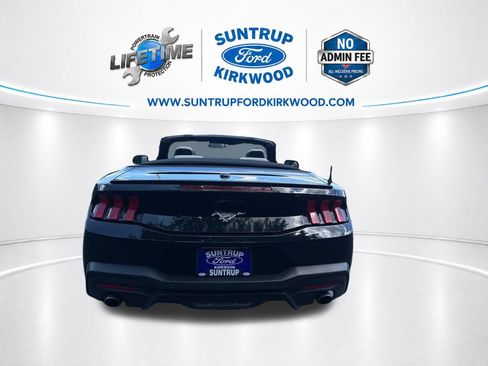Used 2024 Ford Mustang Premium RWD image 4