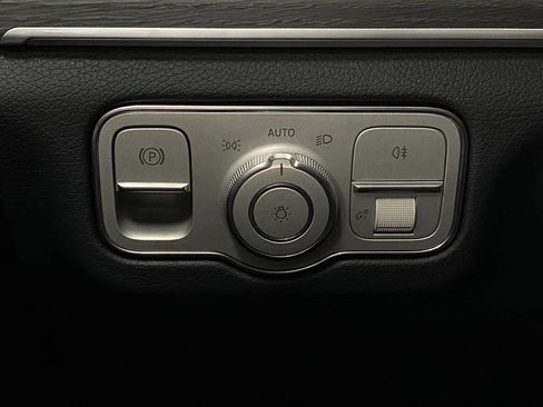 Certified 2025 Mercedes-Benz GLS 450 4MATIC image 15