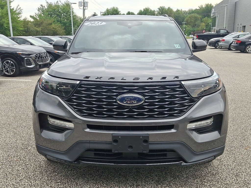 Used 2023 Ford Explorer ST-Line w/ Class IV Trailer Tow Package AWD/4WD image 2
