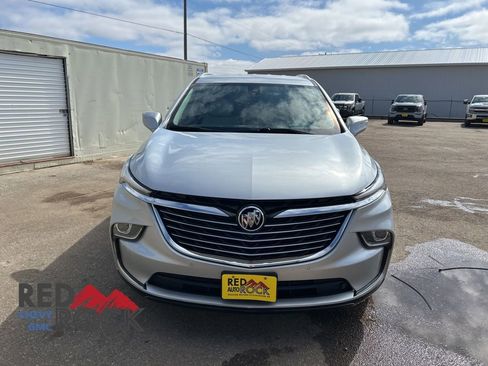 Used 2022 Buick Enclave Premium image 2