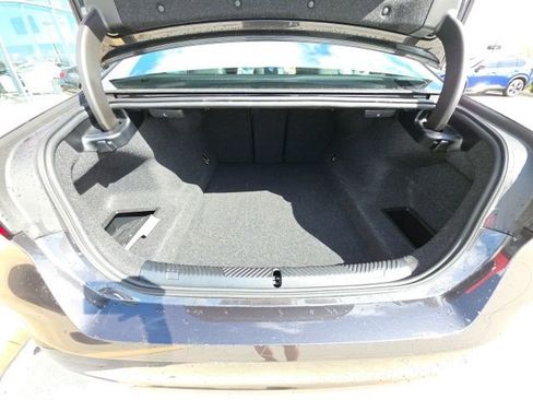 Used 2025 BMW 530i image 27