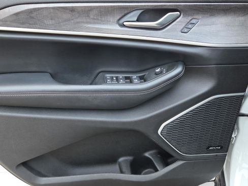 Used 2021 Jeep Grand Cherokee L Limited image 20